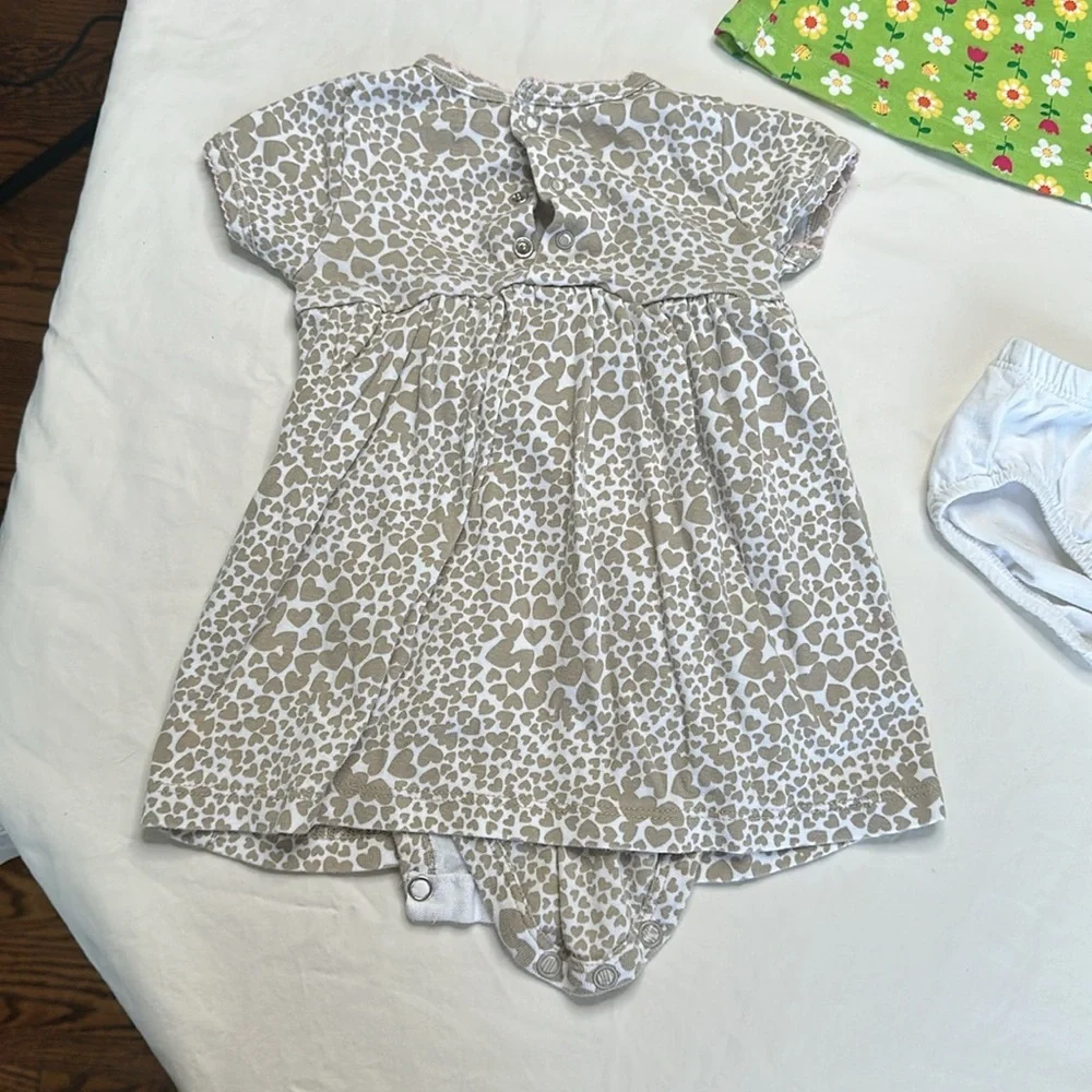 Carters size 9 months Set of Three Baby Dresses with Bloomers. GREAT CONDITION.